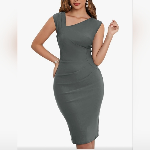 Retro 50s-Style Sleeveless Pencil Dress - Picture 1 of 8